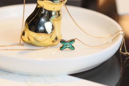 [Spark]JEUX MALACHITE 1 DIAMOND PINK GOLD NECKLACE