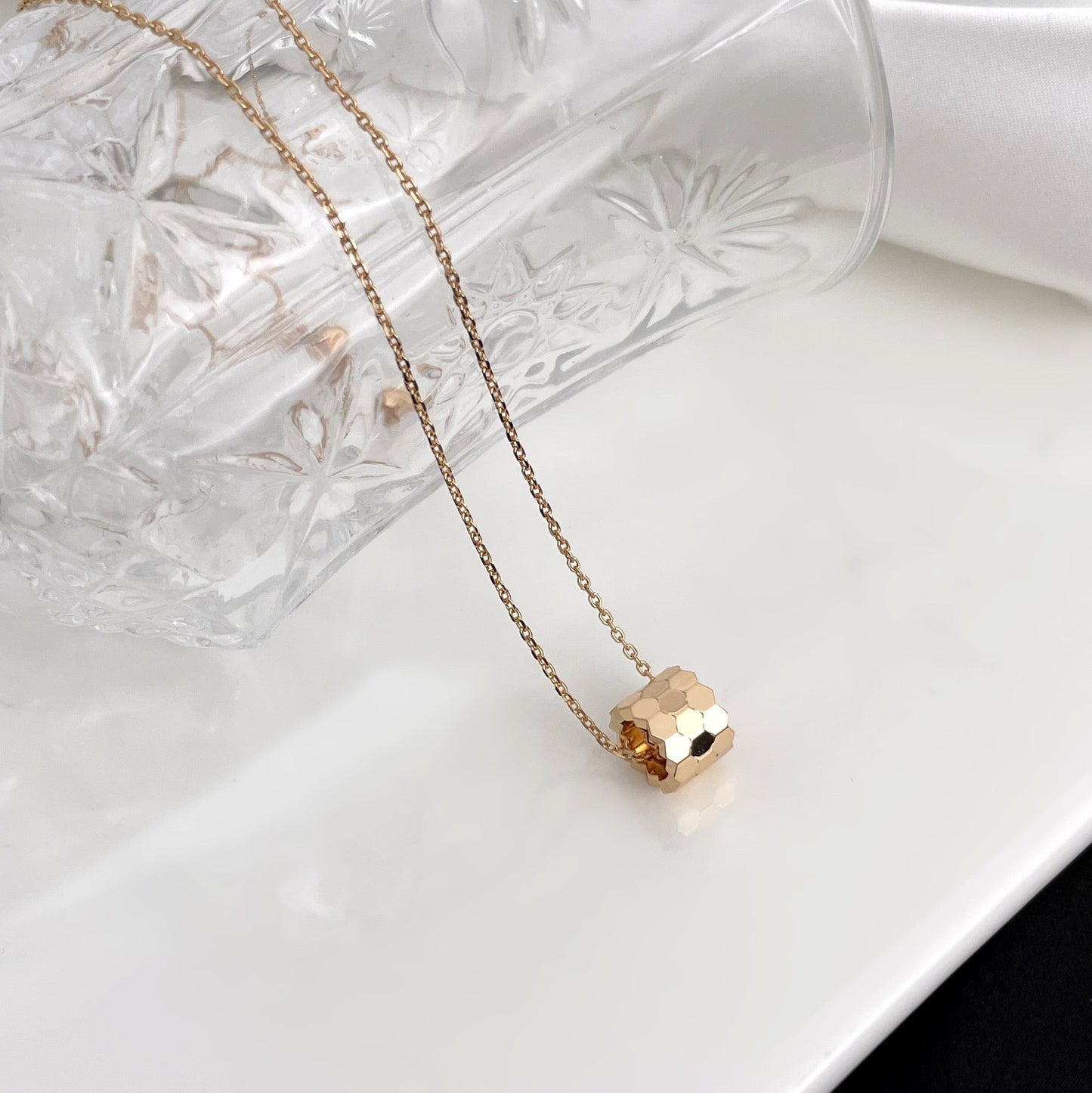 [Spark]BEE MINI NECKLACE
