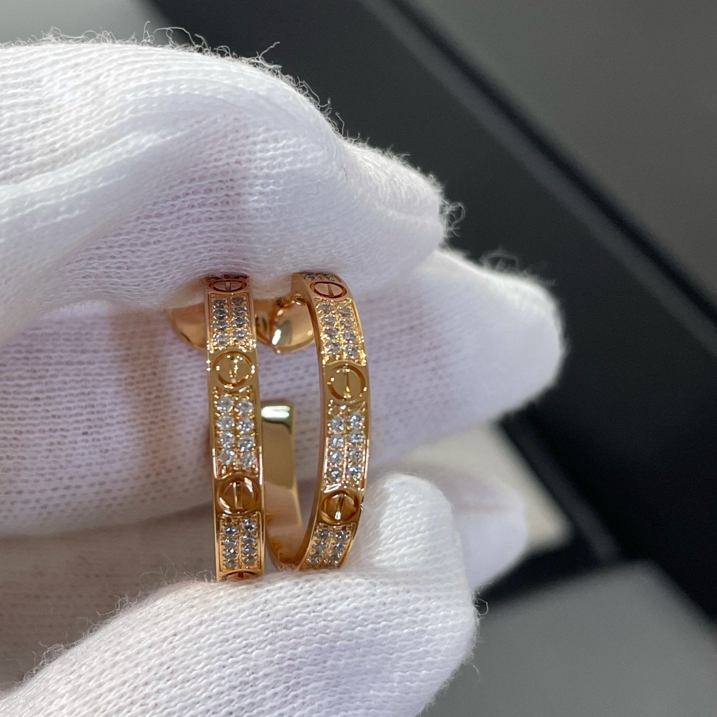 [Spark]LOVE DIAMOND PINK GOLD HOOP EARRINGS