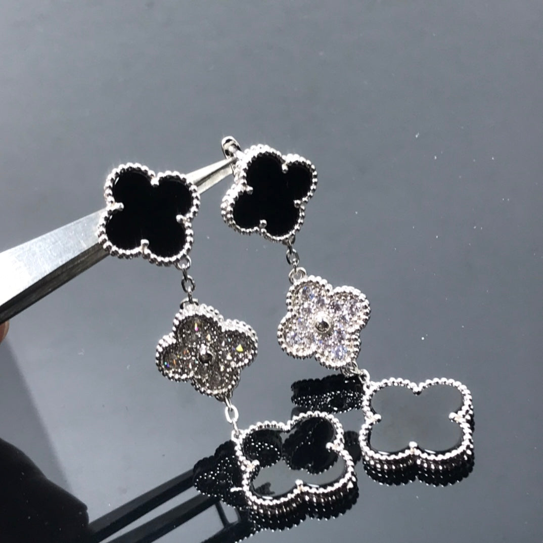 [Spark]CLOVER 3 MOTIF DIAMOND ONYX SILVER EARRINGS