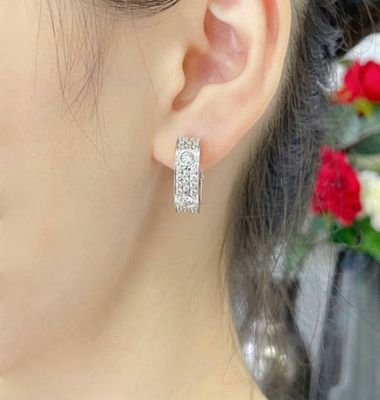 [Spark]LOVE 5.5MM DIAMOND PAVED EARRINGS