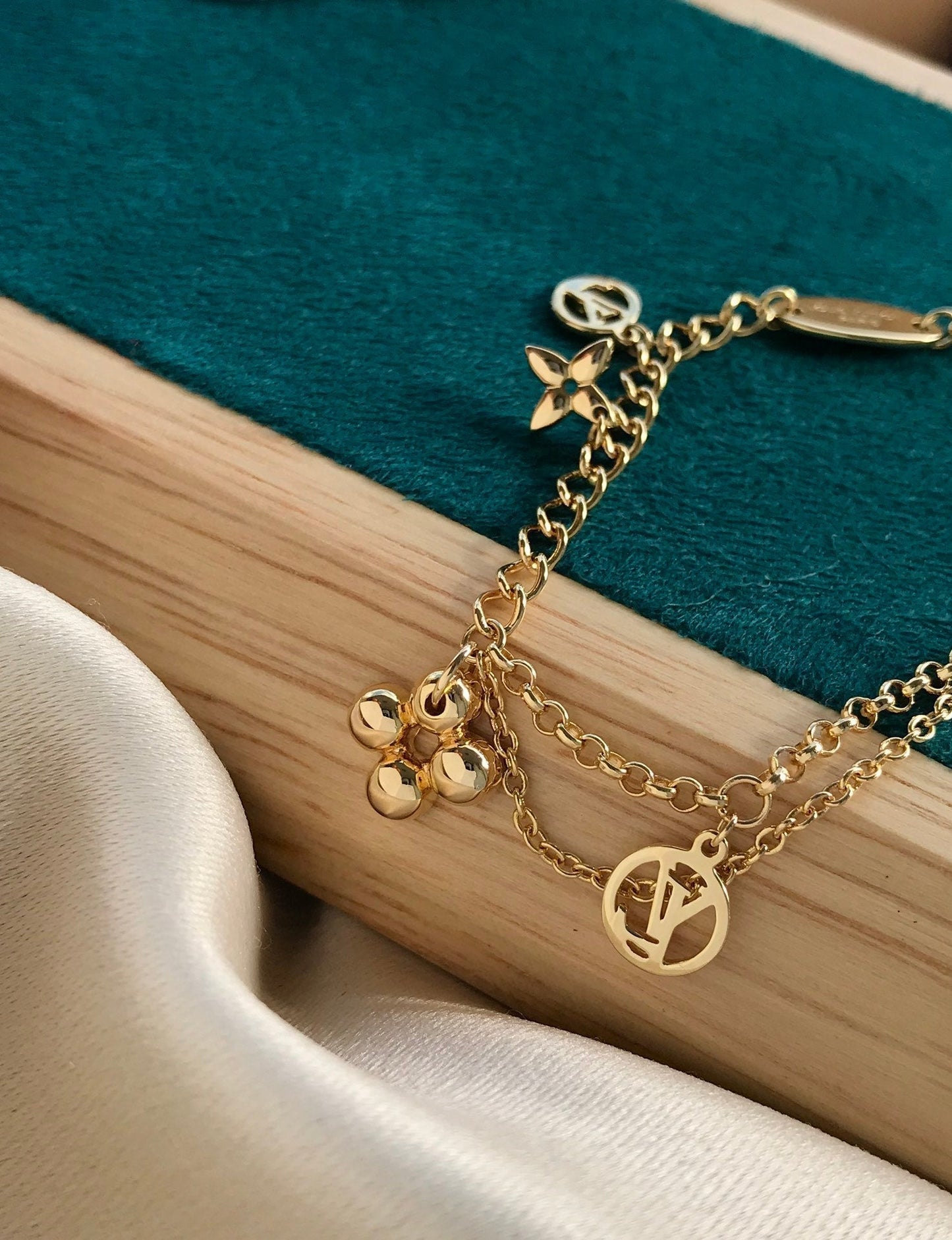 [Spark]BLOOMING PINK GOLD MOP BRACELET
