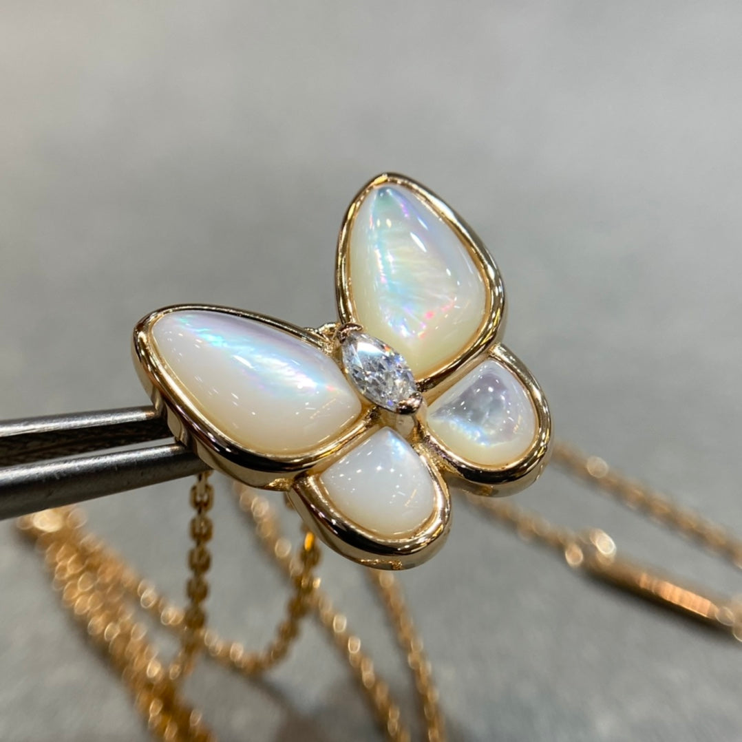 [Spark]BUTTERFLY MOP DIAMOND NECKLACE