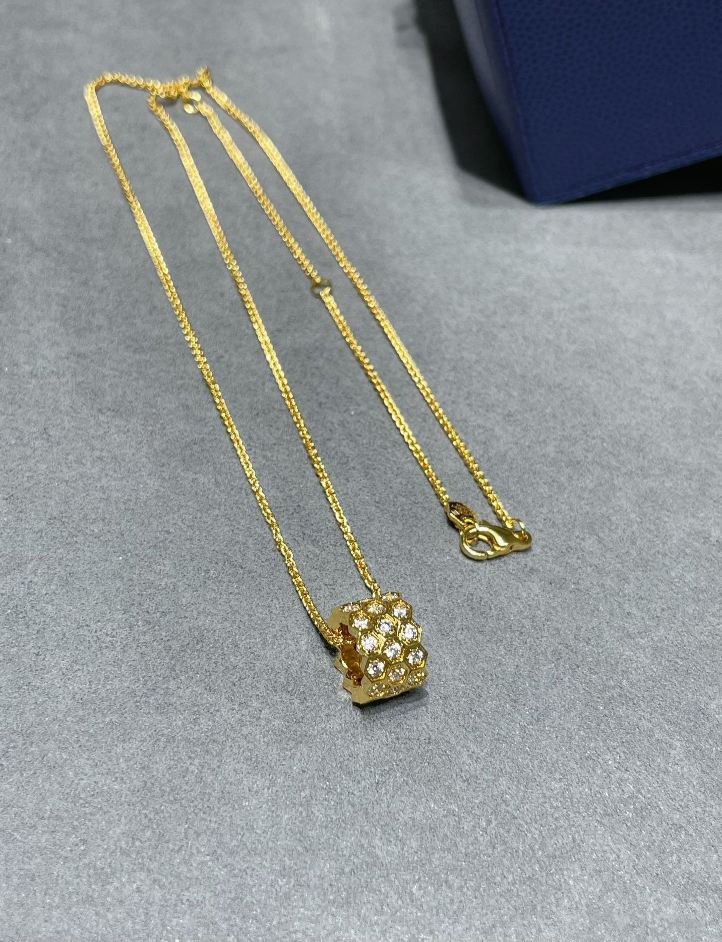 [Spark]BEE LOVE DIAMOND PAVED 3 ROW NECKLACE