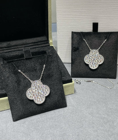 [Spark]CLOVER 25MM LARGE PENDANT DIAMOND PAVED SILVER NECKLACE