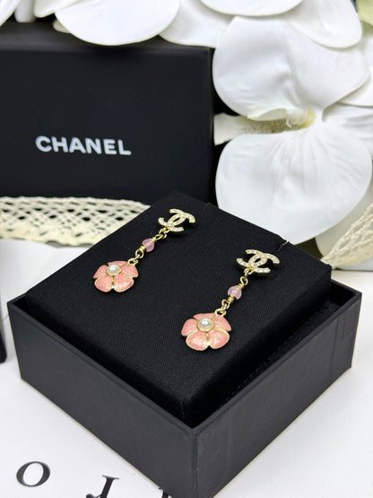 [Spark]26C Pink Camellia Enamel Pendant with Double C Earrings