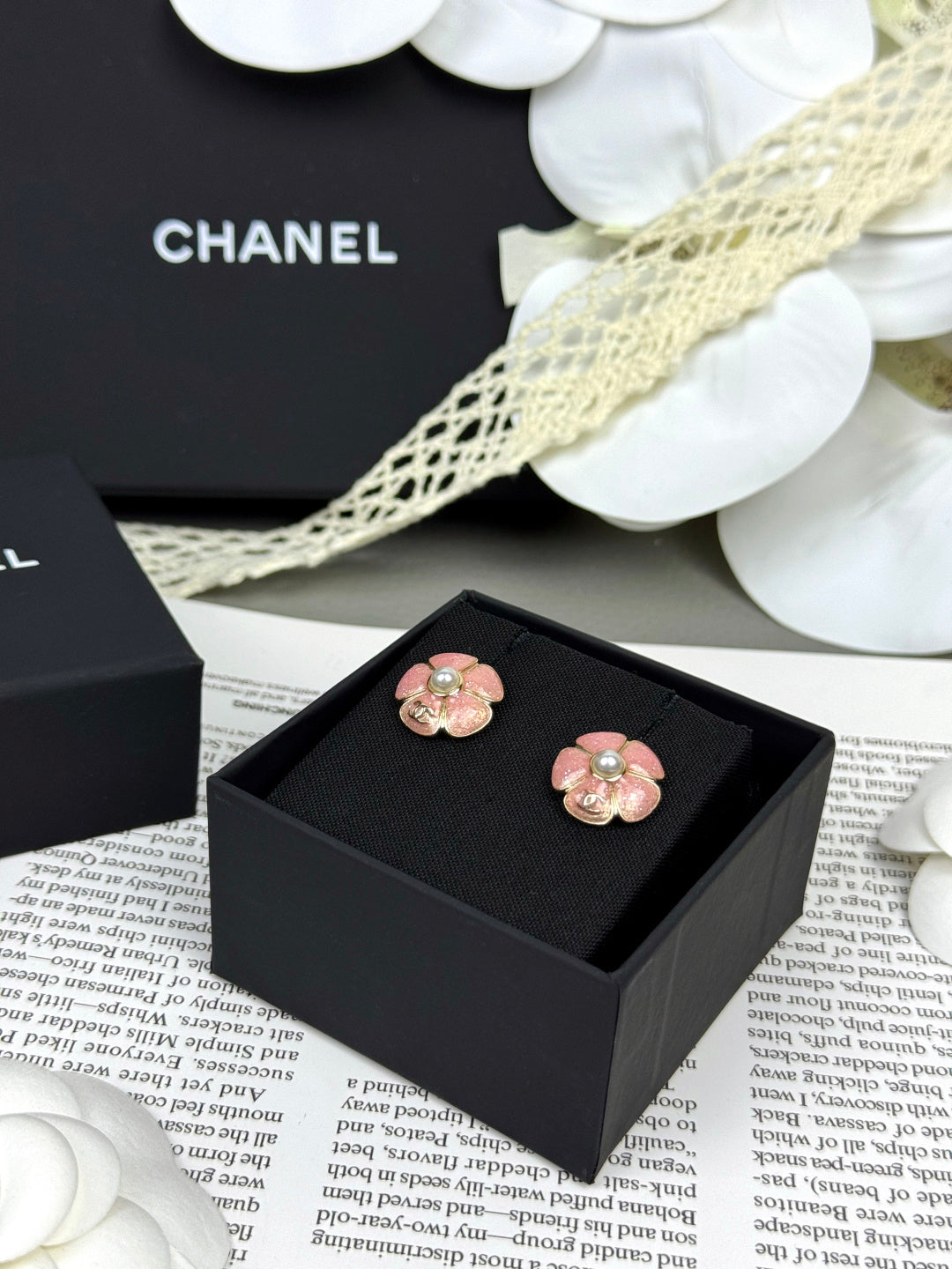 [Spark]26C Pink Camellia Pearl Enamel Stud Earrings