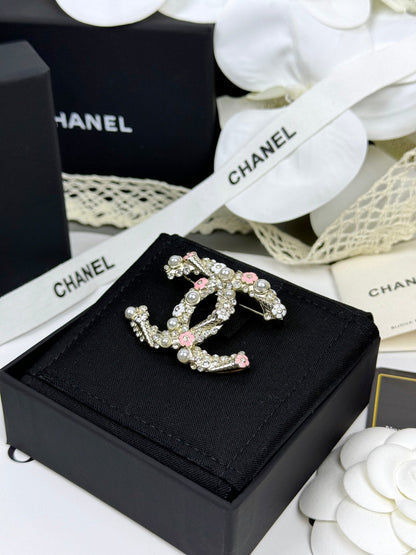 [Spark]26C Pink-White Enamel Ice Cream Cone Double C Brooch