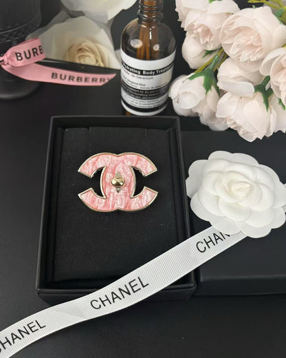 [Spark]Pink Resin Classic Brooch 5cm