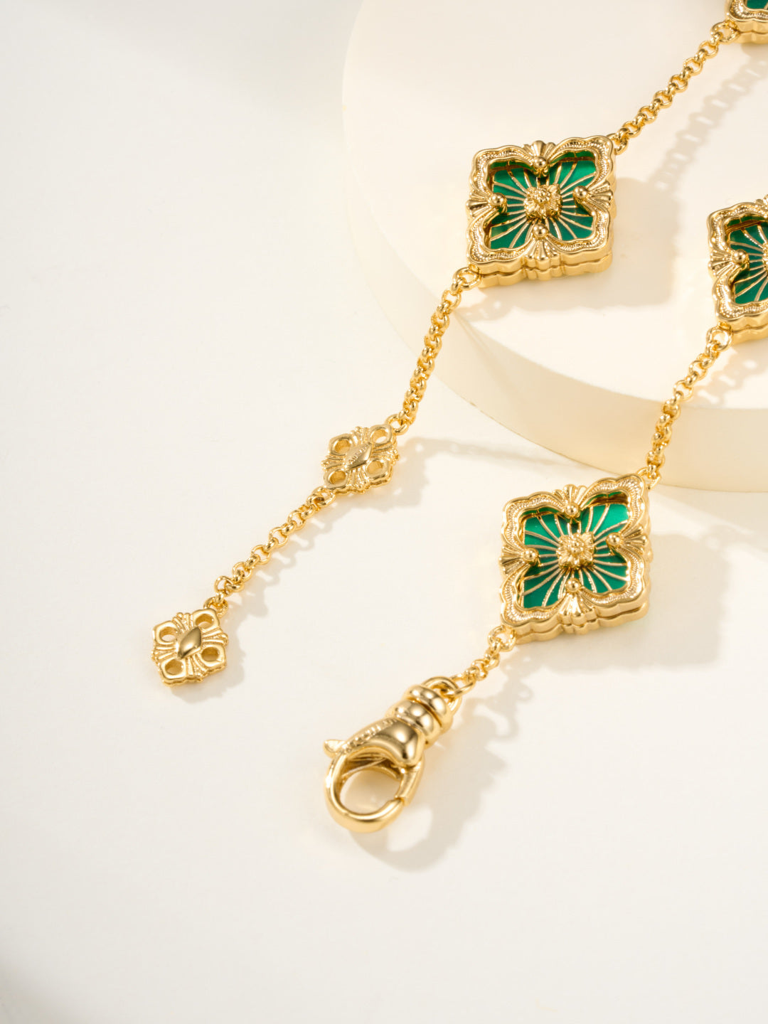 [Spark]B.C.L ENAMELED Five-Flower Bracelet£¨Various Colors)