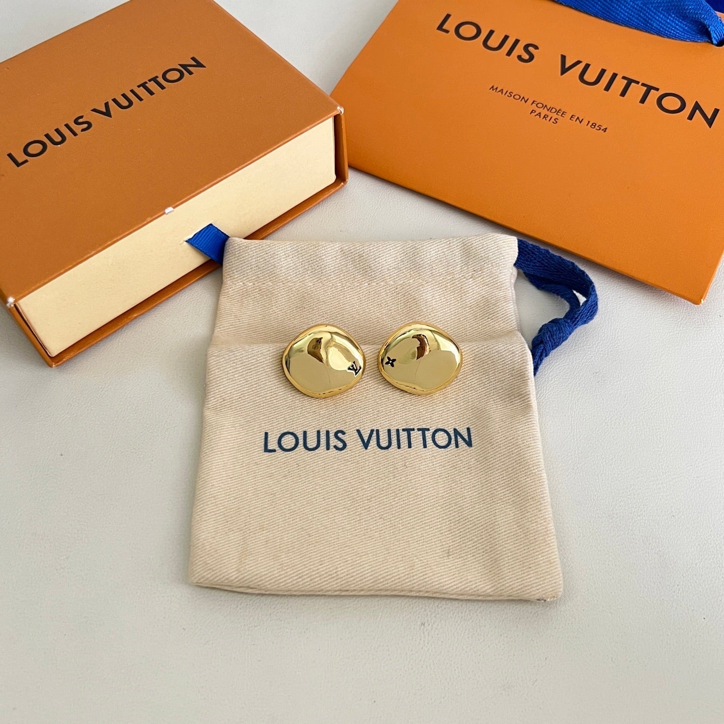 [Spark]Gold Paris Stud Earrings