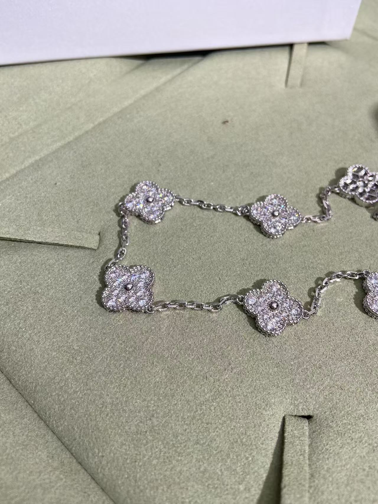 [Spark Jewelry]CLOVER 10 MOTIFS  FULL DIAMOND NECKLACE