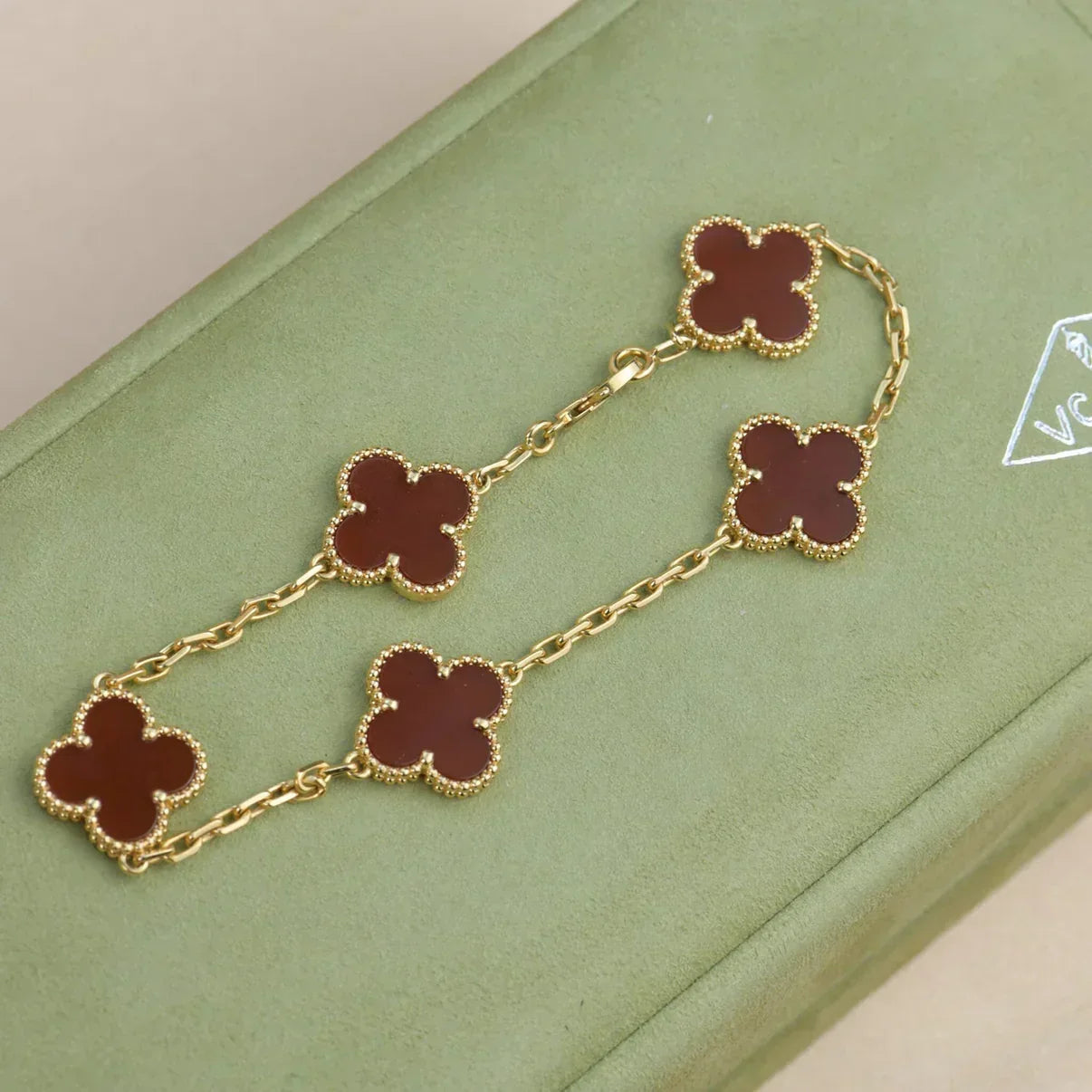 [Spark] CLOVER 5 MOTIF RED CORNELIAN BRACELET COLLECTION