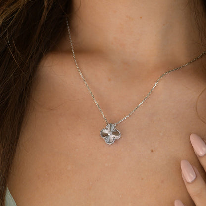 [Spark]CLOVER  15MM DIAMOND LASER NECKLACE SILVER