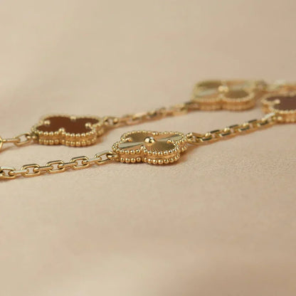 [Spark] CLOVER 5 MOTIF RED CORNELIAN BRACELET COLLECTION