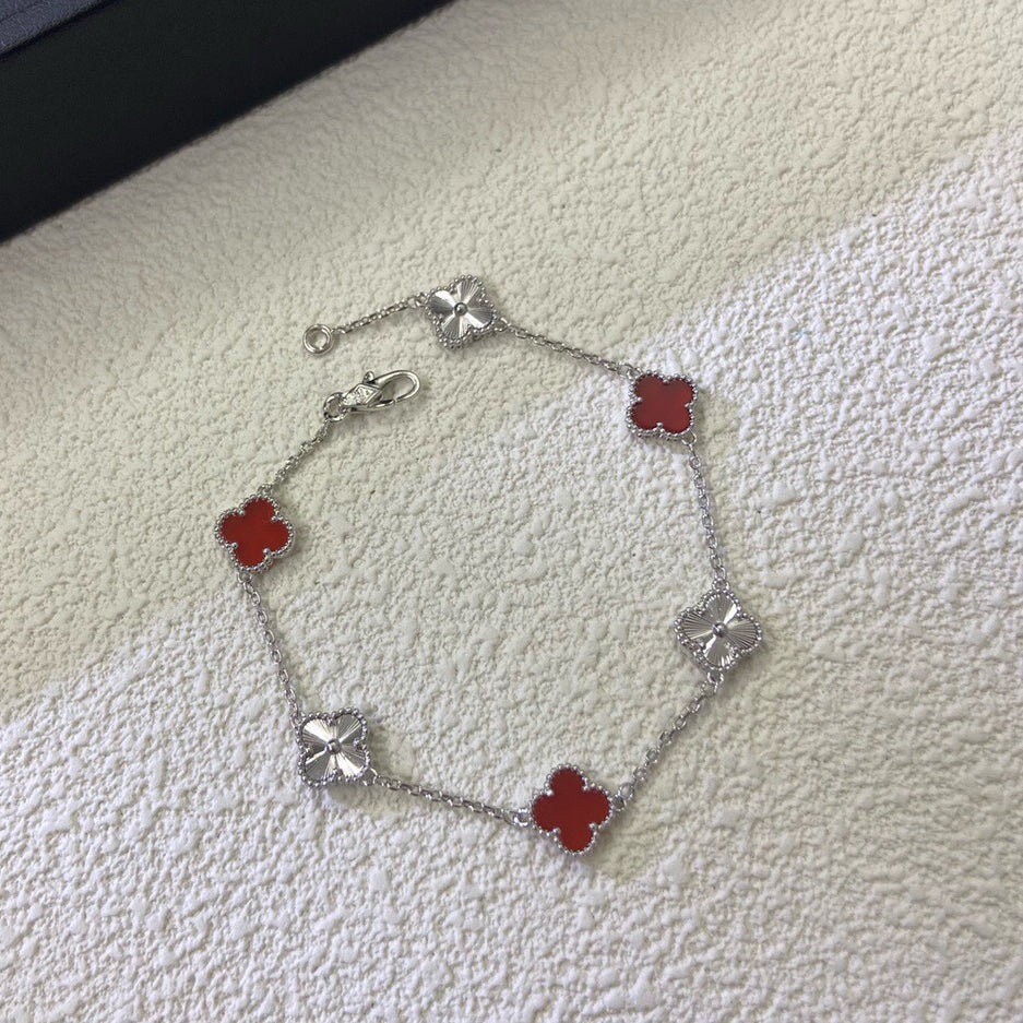 [Spark]CLOVER 6 MOTIF RED AGATE LASER BRACELET-w