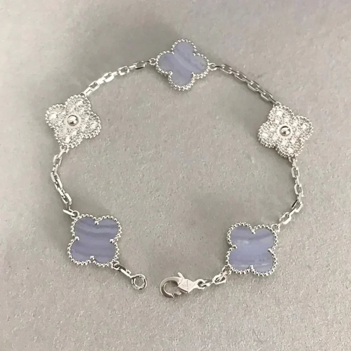 [Spark] CLOVER 5 MOTIF PURPLE CHALCEDONY BRACELET COLLECTION