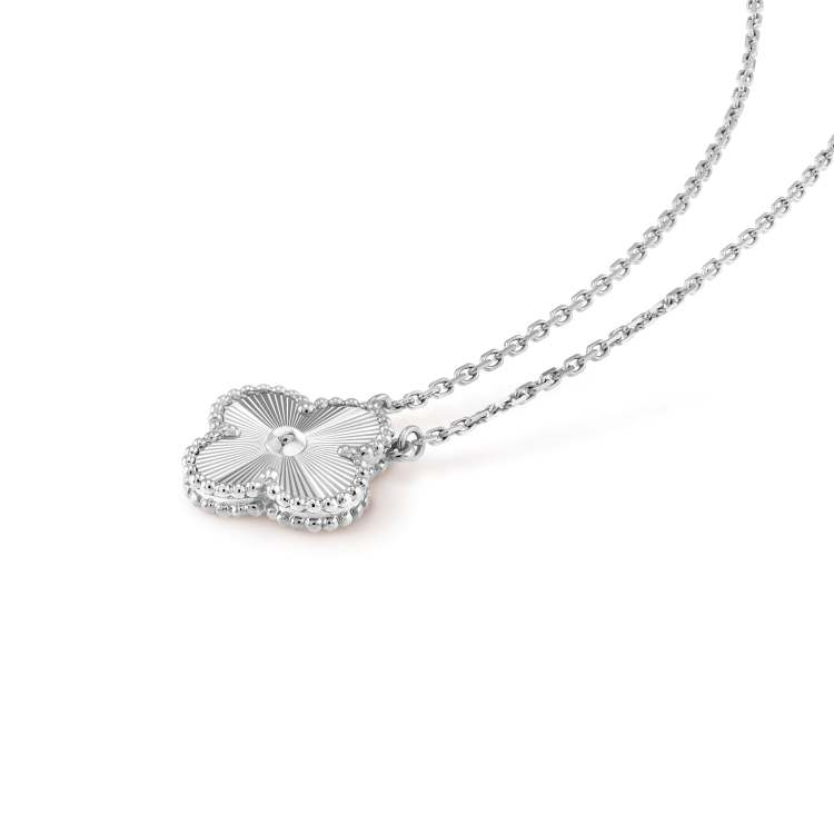 [Spark]CLOVER 15MM LASER NECKLACE SILVER