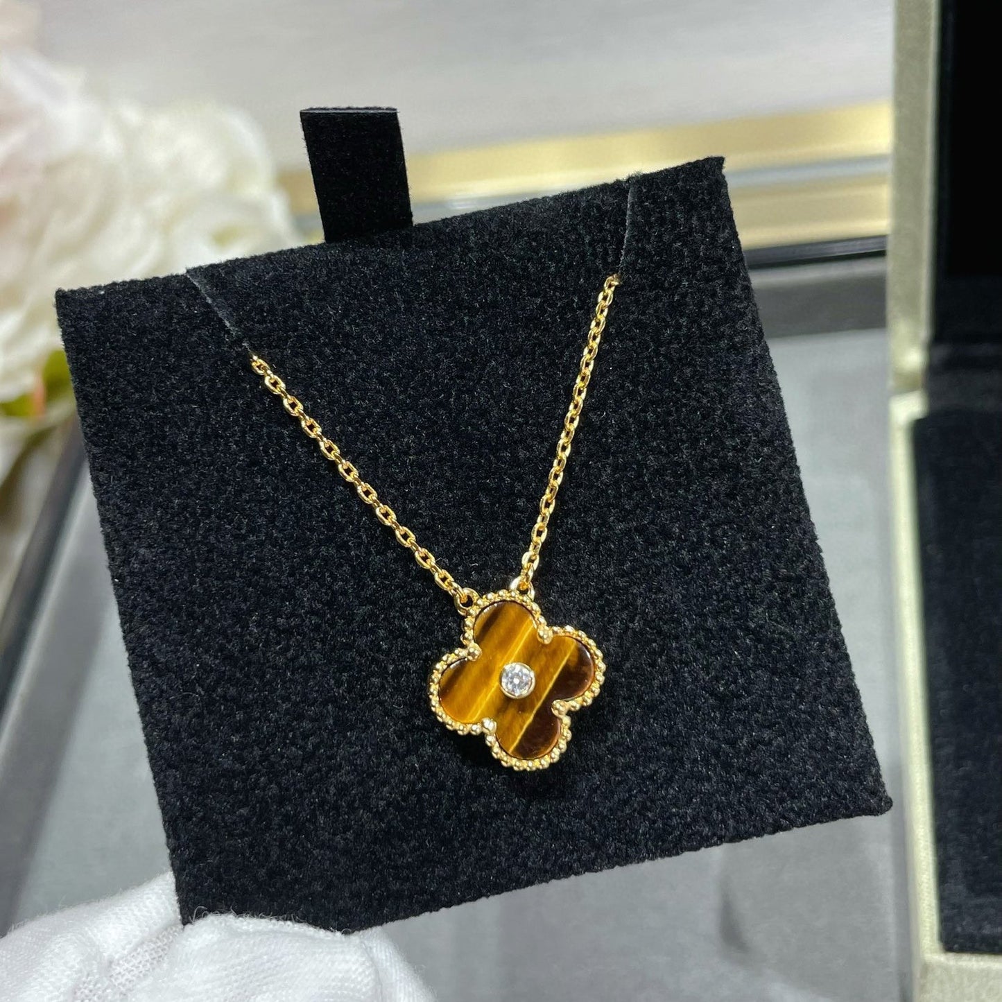 [Spark]CLOVER 15MM DIAMOND AND YELLOW TIGER'S EYE AGATE necklace