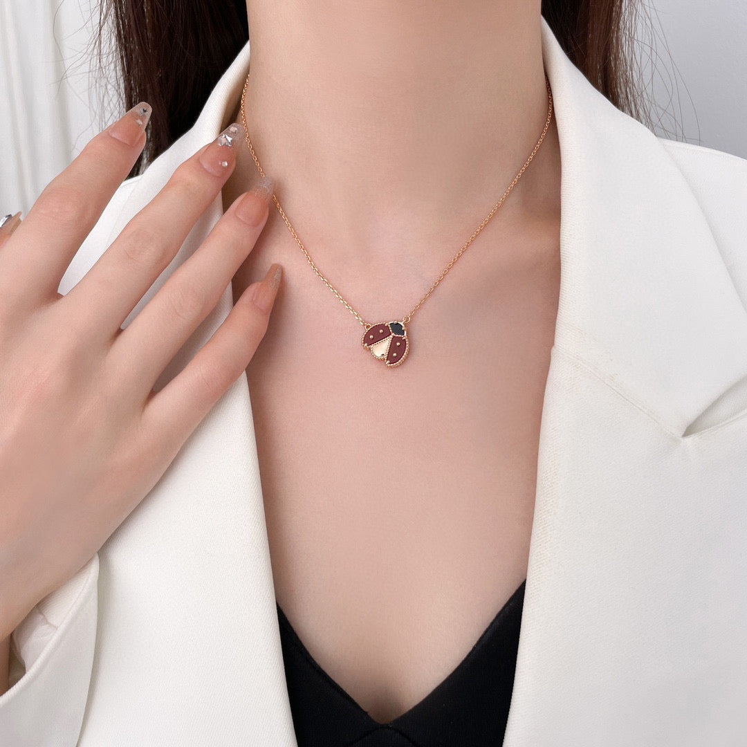 [Spark]LUCKY  CARNELIANS LADYBUG NECKLACE