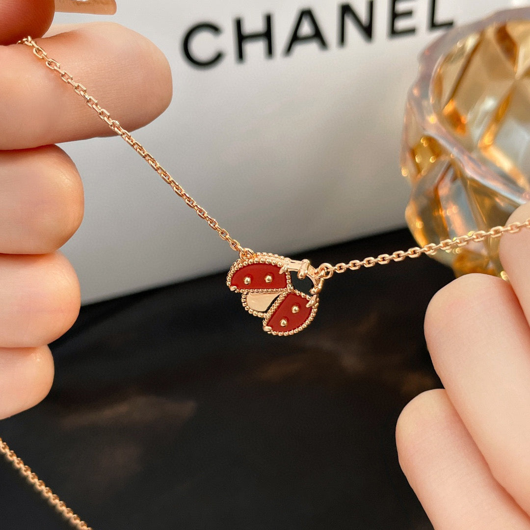 [Spark]LUCKY  CARNELIANS LADYBUG NECKLACE