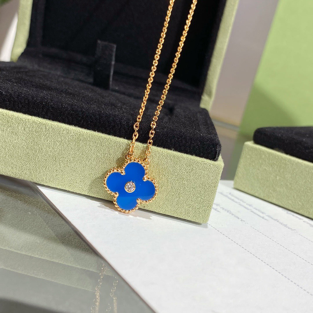[Spark]CLOVER 15MM DIAMOND AND BLUE AGATE NECKLACE