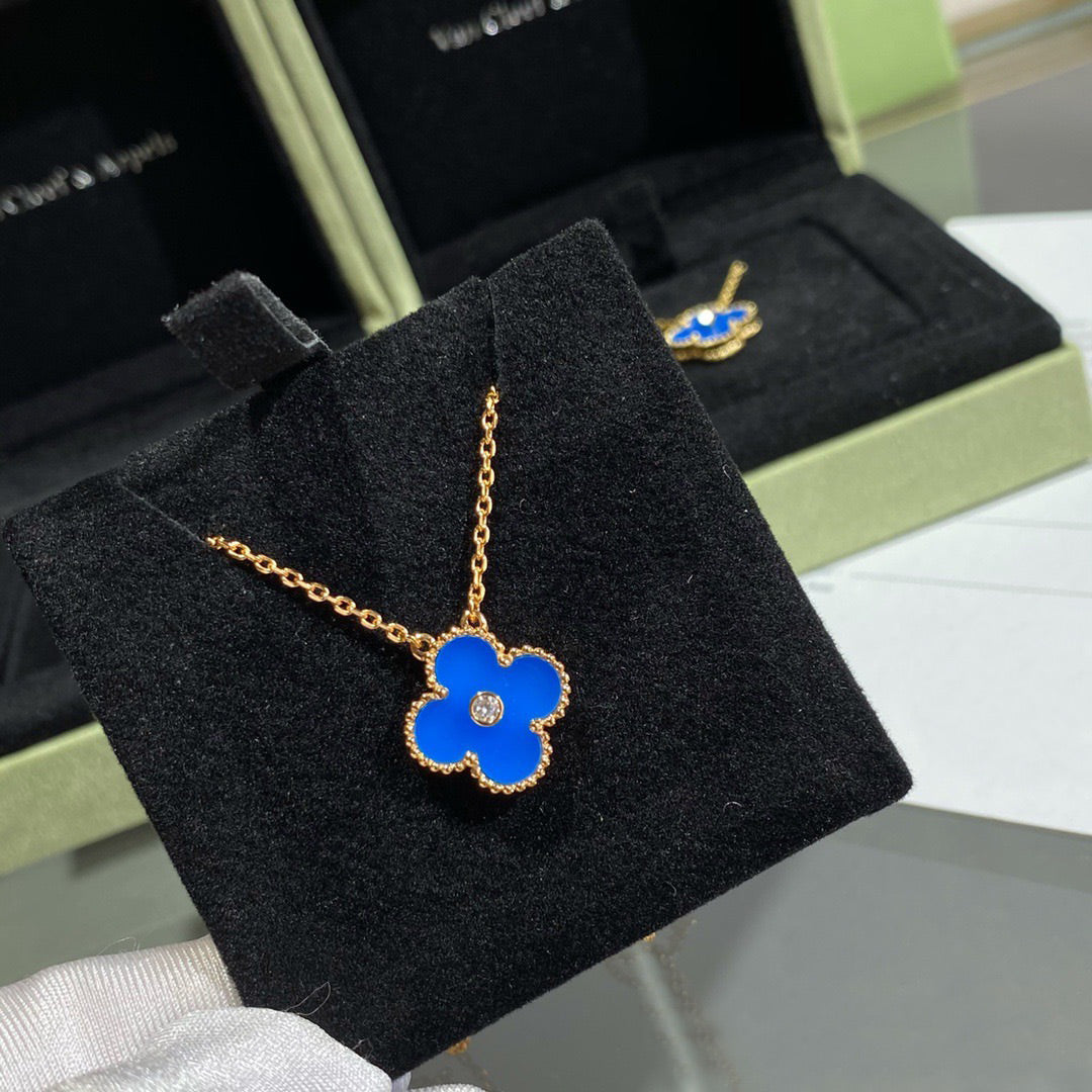 [Spark]CLOVER 15MM DIAMOND AND BLUE AGATE NECKLACE
