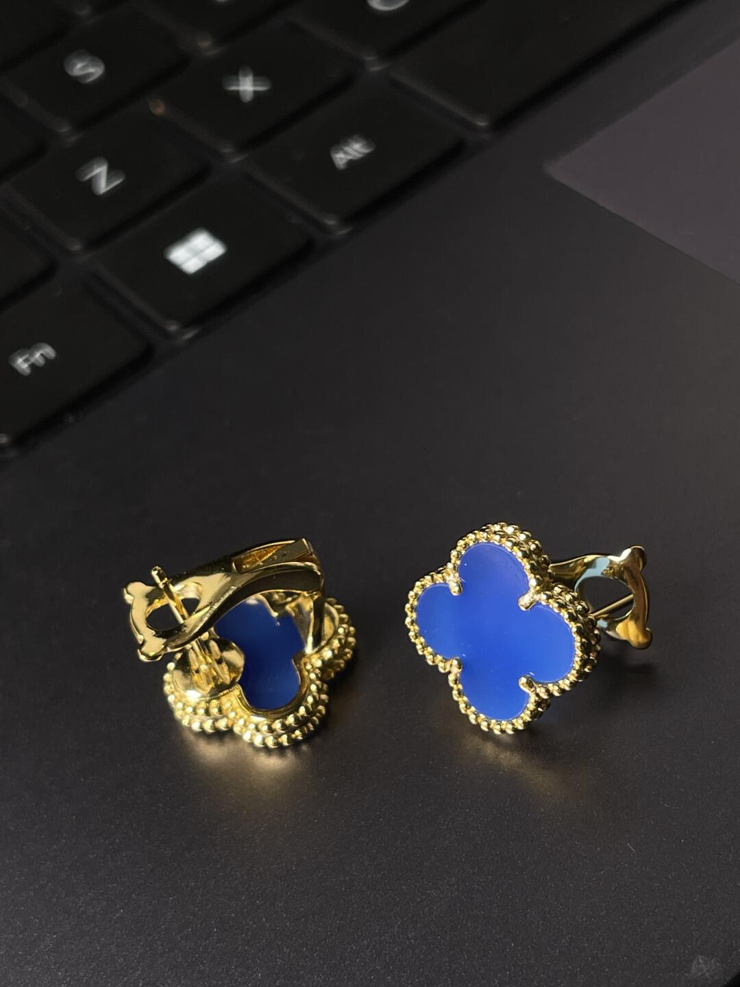 [Spark] CLOVER LARGE (20mm) 1 MOTIFS BLUE MOP STUD EARRINGS