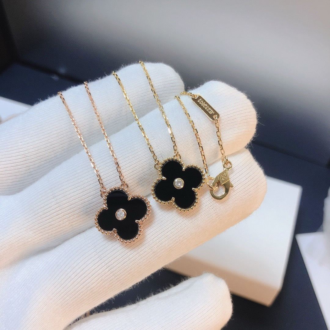 [Spark]CLOVER 15MM DIAMOND ONYX NECKLACE