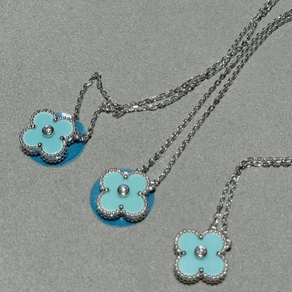 [Spark]CLOVER 1 DIAMOND LIGHT BLUE SILVER NECKLACE