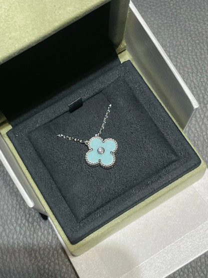 [Spark]CLOVER 1 DIAMOND LIGHT BLUE SILVER NECKLACE