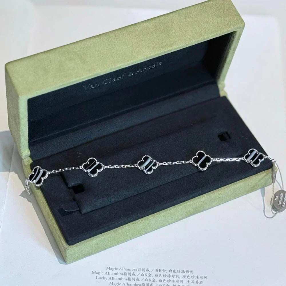 [Spark] CLOVER 5 MOTIF PULSAR STONE BRACELET COLLECTION