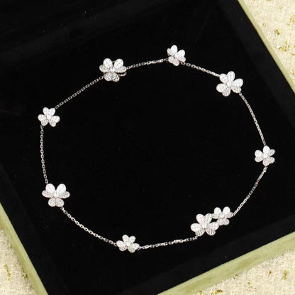 [Spark]FRIVOLE SILVER 9 FLOWERS NECKLACE