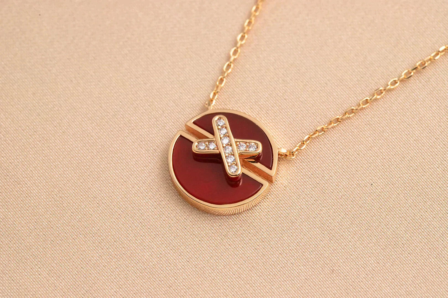 [Spark]JEUX DE Spark GOLD DIAMOND NECKLACE