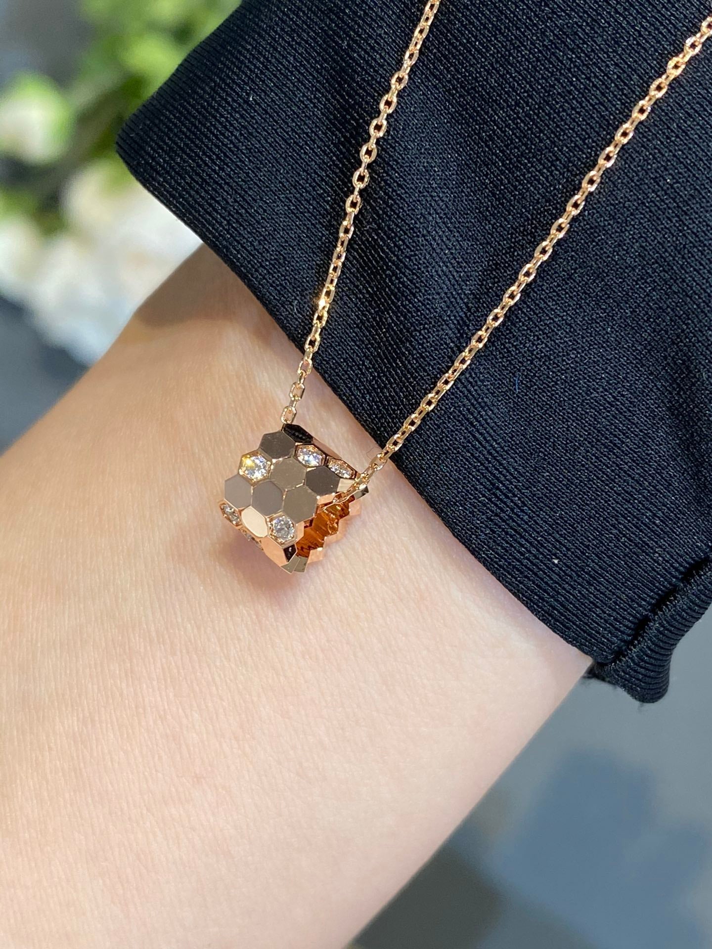 [Spark]BEE LOVE DIAMOND NECKLACE