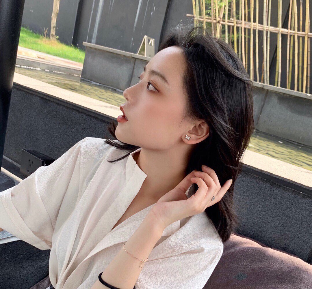 [Spark]JEUX DE WHITE MOP Spark GOLD DIAMOND EARRINGS