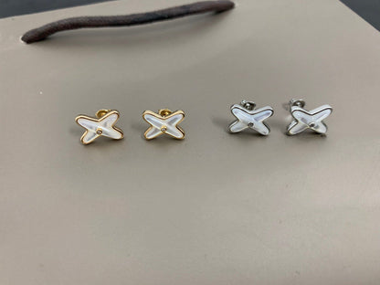 [Spark]JEUX DE WHITE MOP SILVER DIAMOND EARRINGS