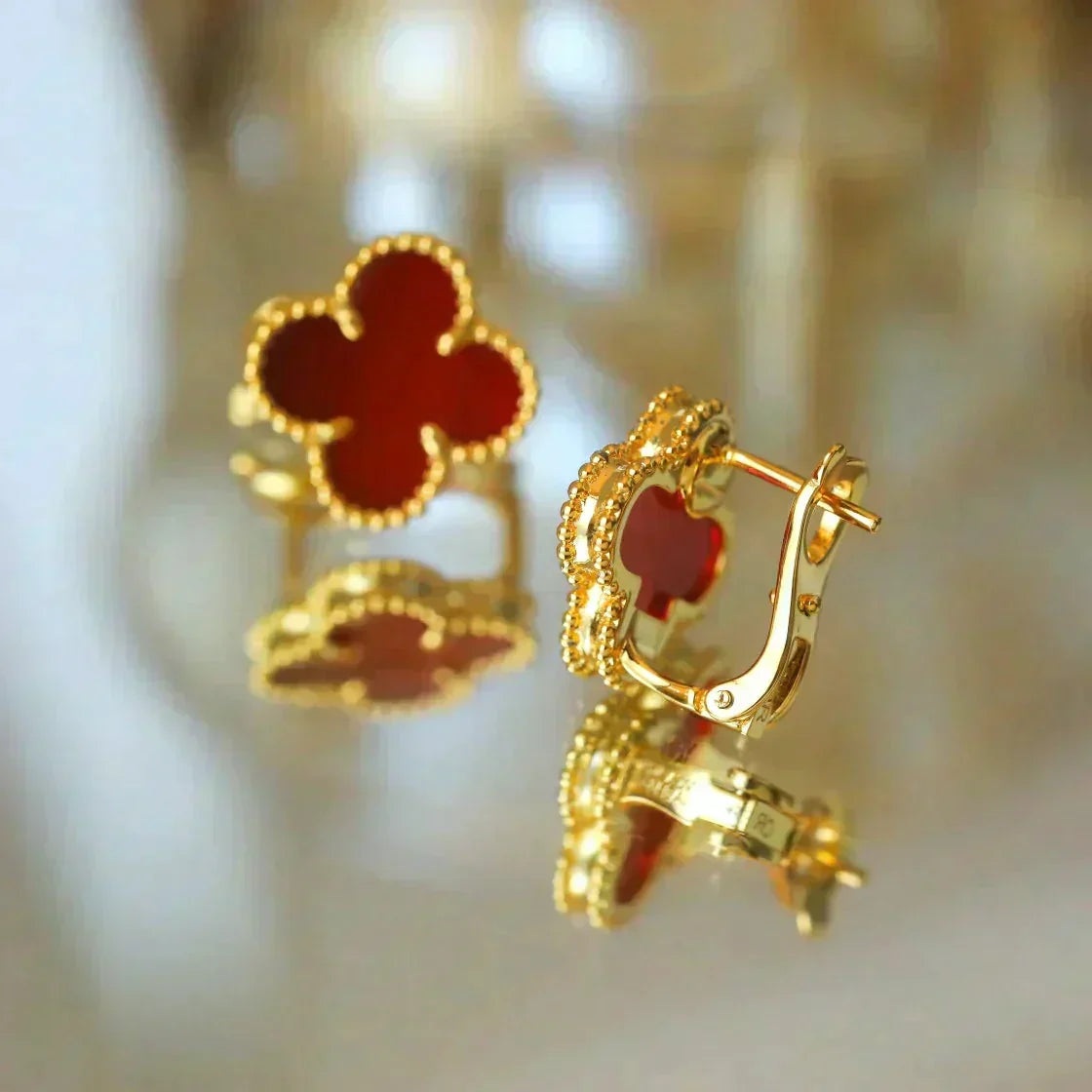 [Spark]CLOVER MEDIUM 1 MOTIFS CARNELIAN  EARRINGS
