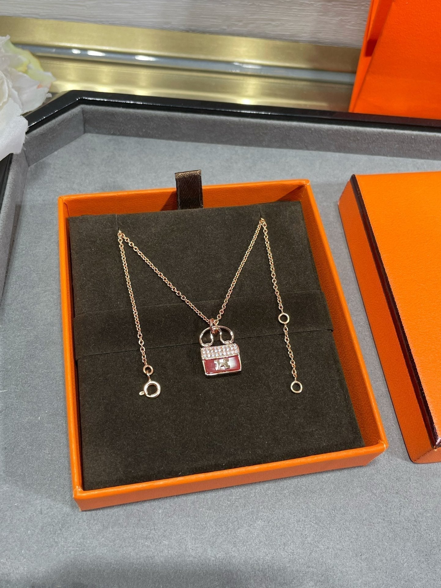 [Spark]H CIRCE MOISSANITE PENDANT NECKLACE GOLD