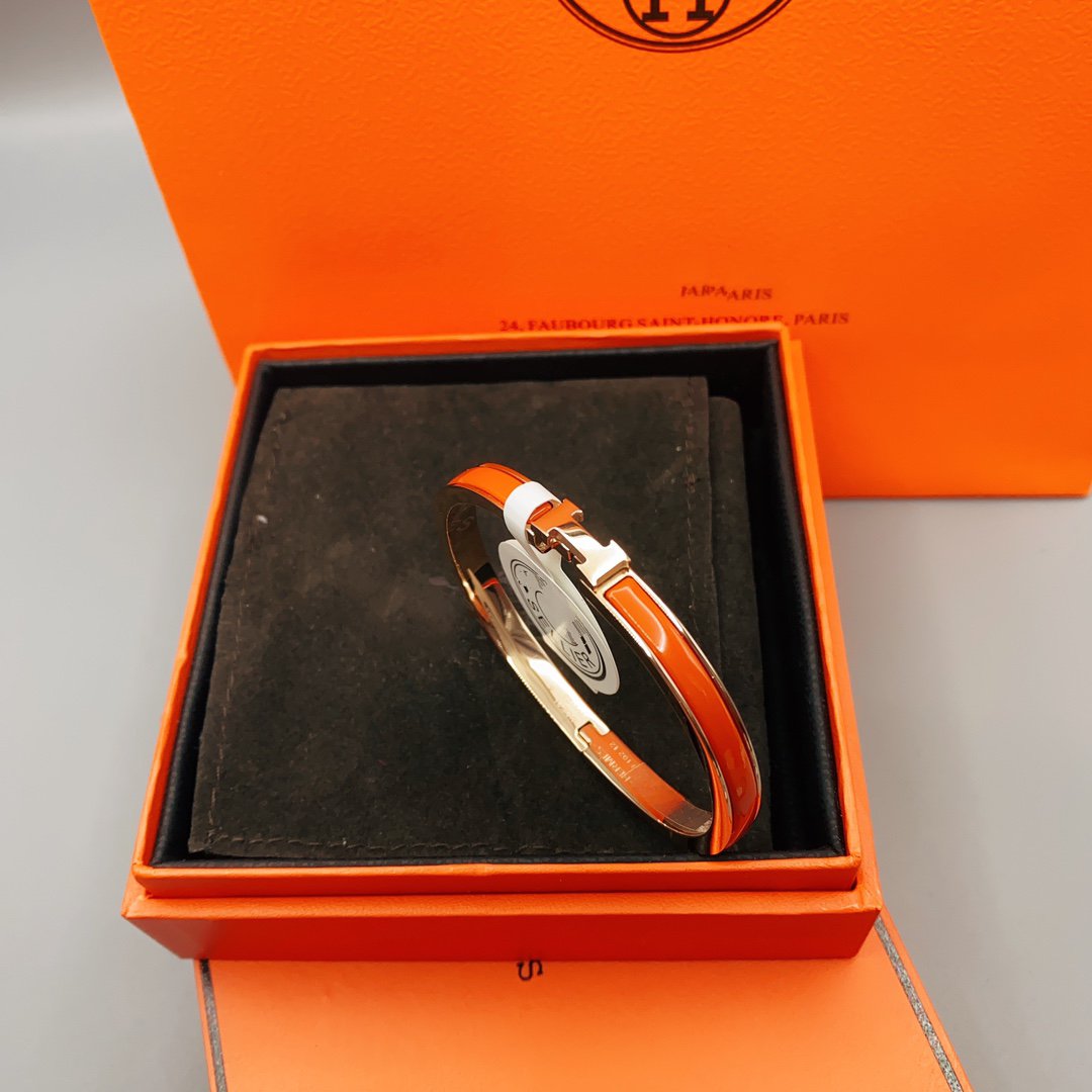 [Spark]CLASSIC HM CLIC RED 8MM ENAMEL BRACELET