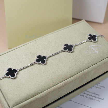 [Spark] CLOVER 5 MOTIF ONYXS BRACELET COLLECTION