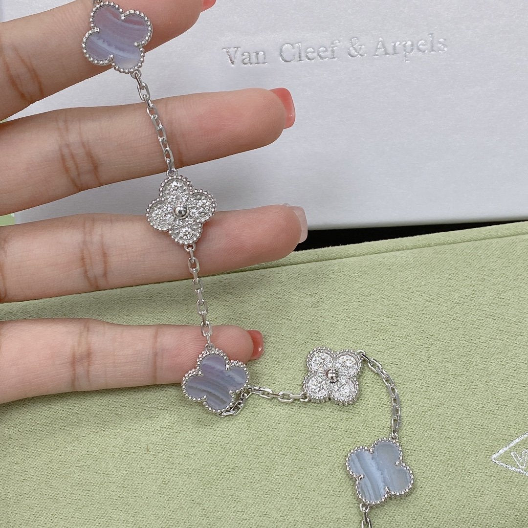 [Spark] CLOVER 5 MOTIF PURPLE CHALCEDONY BRACELET COLLECTION