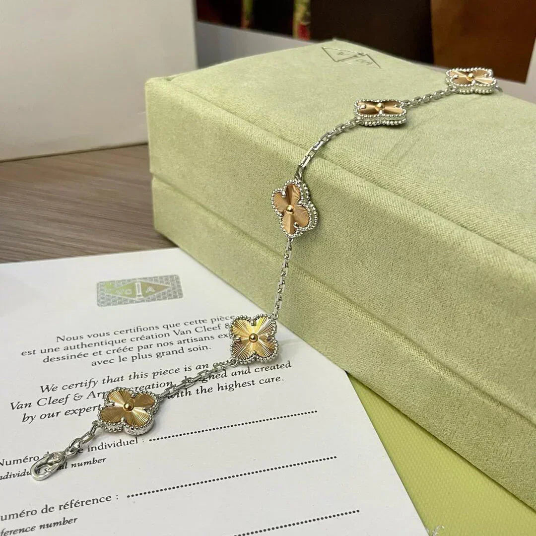 [Spark] CLOVER 5 MOTIF LASER BRACELET COLLECTION