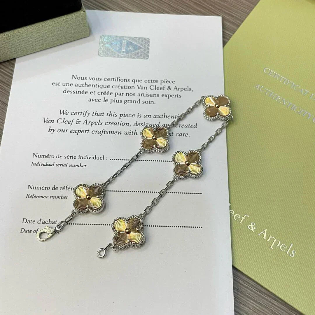 [Spark] CLOVER 5 MOTIF LASER BRACELET COLLECTION