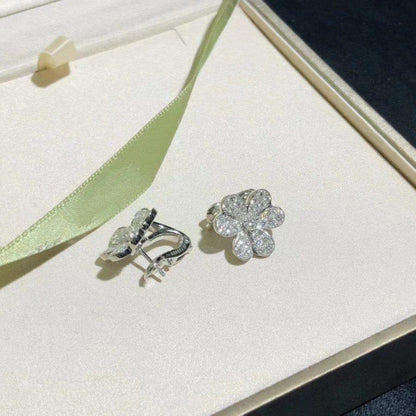 [Spark]FRIVOLE SILVER FLOWER DIAMOND EARRINGS