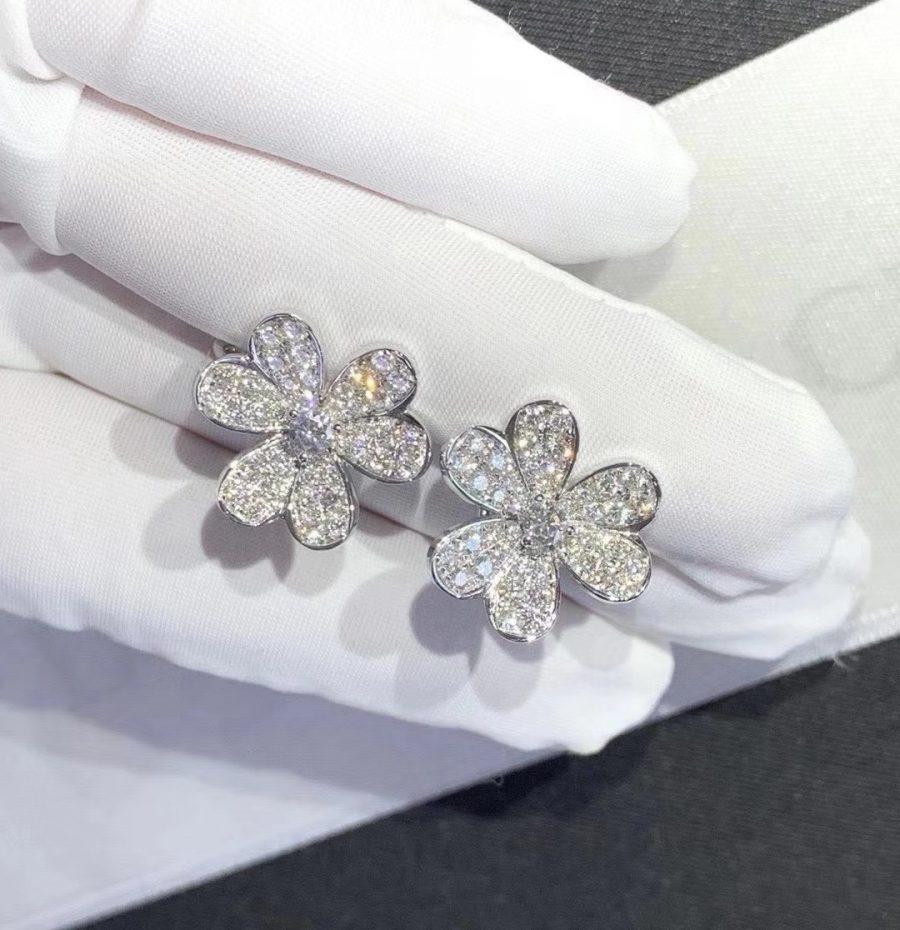 [Spark]FRIVOLE SILVER FLOWER DIAMOND EARRINGS