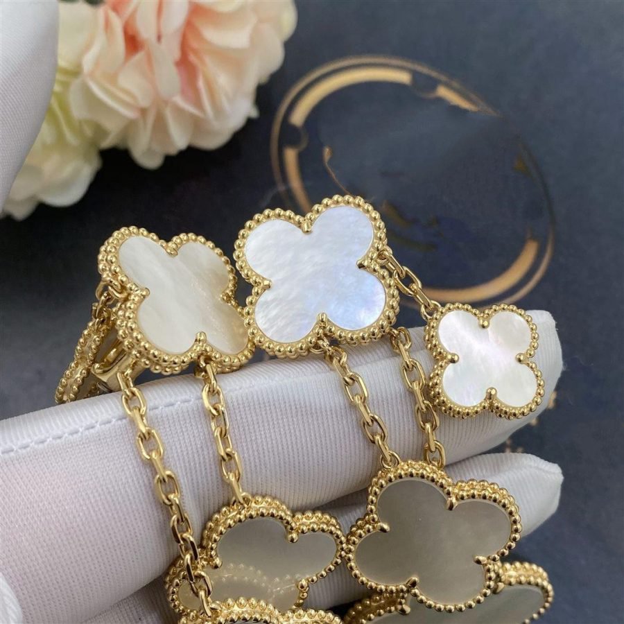 [Spark]CLOVER EARRINGS WHITE MOP 4 MOTIFS GOLD