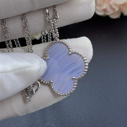 [Spark]CLOVER SILVER CHALCEDONY BIG CLOVER NECKLACE