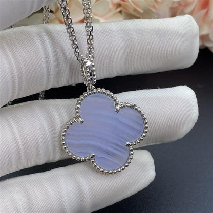 [Spark]CLOVER SILVER CHALCEDONY BIG CLOVER NECKLACE