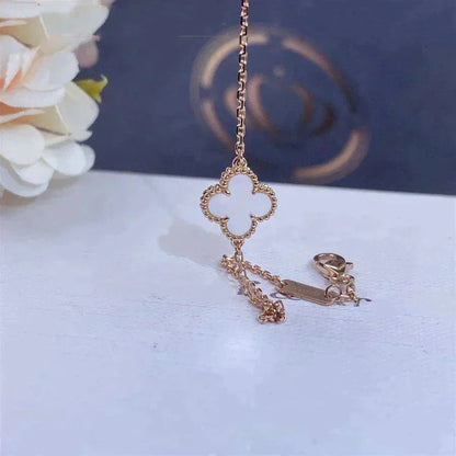 [Spark]CLOVER WHITE MOP SINGLE FLOWER BRACELET